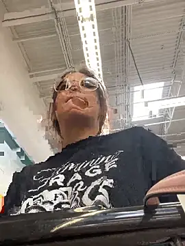 Snapshot of SafeinouterSpace chatting on November 2025 08:12:01 PM SafeinouterSpace online show from November 2025 08:12:01 PM