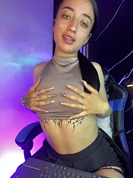 Snapshot of Ady_18 chatting on October 2025 05:35:02 PM Ady 18 online show from October 2025 05:35:02 PM