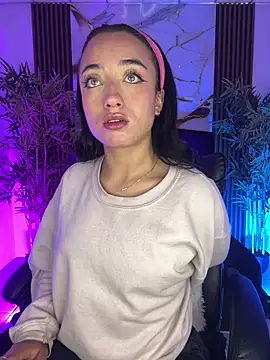 Ady 18 online show from February 2026 07:33:01 PM