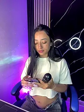 Ady 18 online show from December 2025 08:23:02 PM