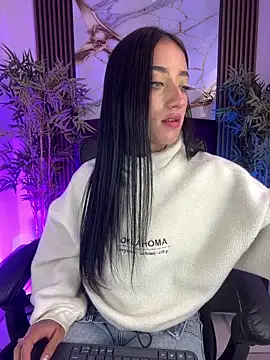 Ady 18 online show from February 2026 07:22:01 PM