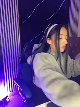 Snapshot of Ady_18 chatting on November 2025 08:56:02 PM Ady 18 online show from November 2025 08:56:02 PM