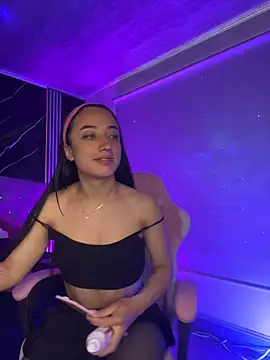 Ady 18 online show from May 2026 03:32:02 PM