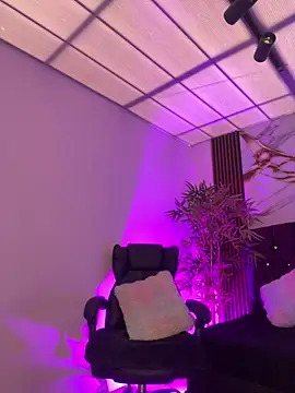 Ady 18 online show from February 2026 05:12:02 PM