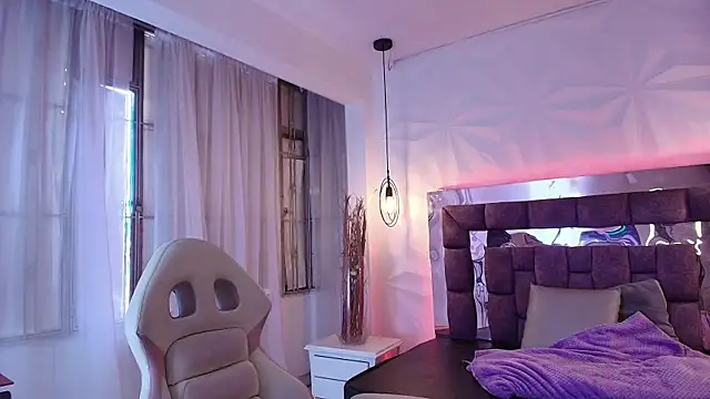 Snapshot of Queen_perla_ chatting on July 2026 12:27:01 PM Queen perla online show from July 2026 12:27:01 PM
