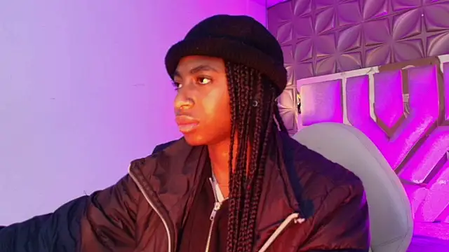 Queen perla  online show from March 2026 12:10:01 PM