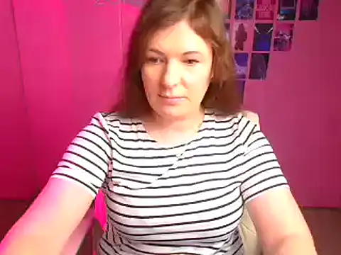 Lissmilf online show from November 2025 12:41:01 PM