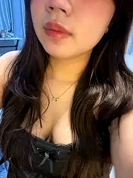 Hotellinh12 online show from October 2025 03:24:01 PM