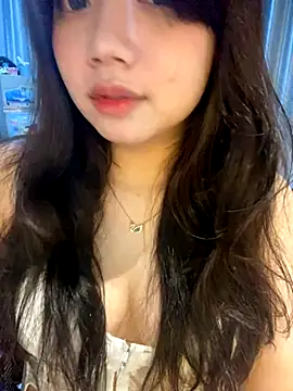 Hotellinh12 online show from October 2025 04:20:02 PM