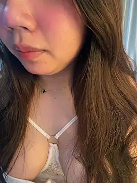 Hotellinh12 online show from April 2026 04:00:02 PM