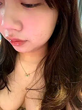 Hotellinh12 online show from September 2025 07:26:02 AM