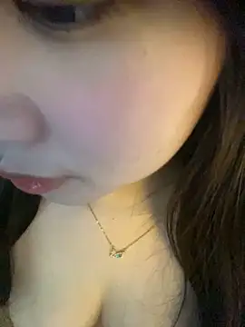 Hotellinh12 online show from September 2025 07:36:01 AM