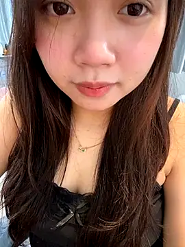 Hotellinh12 online show from October 2025 07:53:01 AM