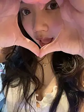 Hotellinh12 online show from September 2025 05:16:02 PM