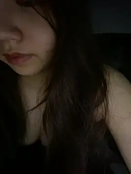 Hotellinh12 online show from March 2025 04:54:02 PM