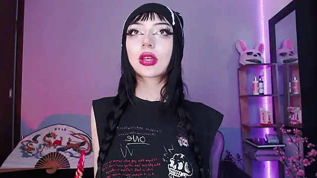 Snapshot of catipetite chatting on February 2025 04:14:01 AM catipetite online show from February 2025 04:14:01 AM