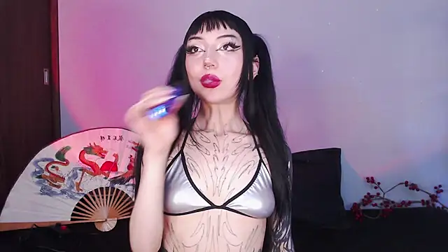 Snapshot of catipetite chatting on March 2025 11:37:02 PM catipetite online show from March 2025 11:37:02 PM