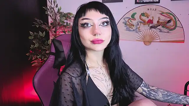 Snapshot of catipetite chatting on July 2026 09:53:01 AM catipetite online show from July 2026 09:53:01 AM