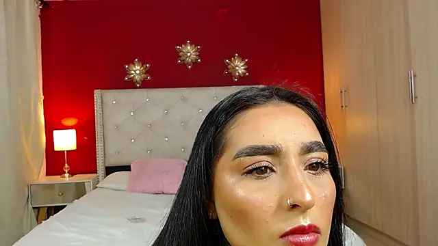 Kim and Mia online show from July 2026 03:59:01 PM