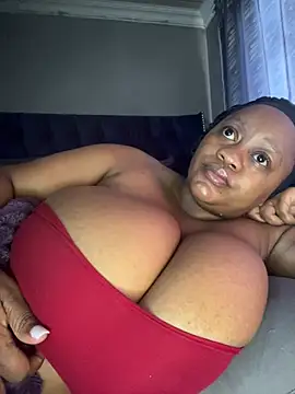 Chubbykarisma27 online show from May 2026 05:37:02 AM