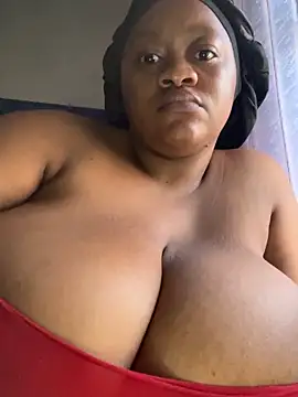 Chubbykarisma27 online show from May 2026 09:40:01 AM