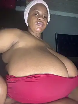 Chubbykarisma27 online show from July 2026 07:15:02 PM