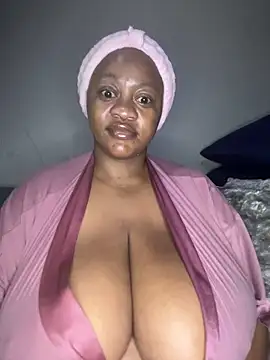 Chubbykarisma27 online show from September 2025 03:38:01 AM