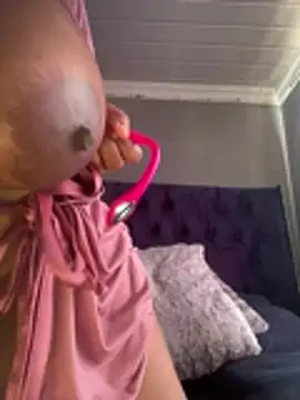 Chubbykarisma27 online show from February 2026 06:48:02 AM