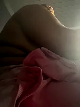 Chubbykarisma27 online show from November 2025 04:08:01 AM