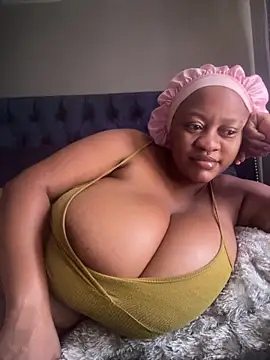 Chubbykarisma27 online show from February 2026 10:00:02 AM