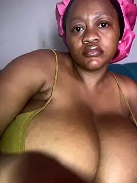 Chubbykarisma27 online show from October 2025 09:45:01 AM
