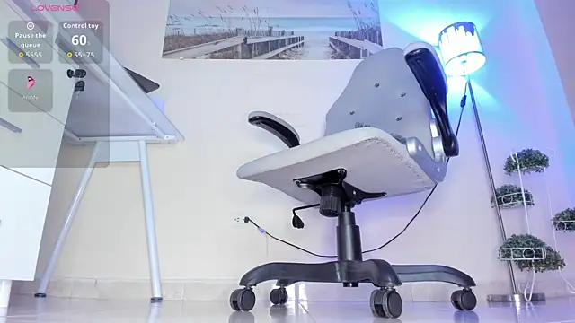 thais dreams online show from March 2026 01:37:01 PM