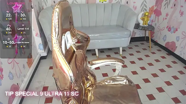 Snapshot of paris09_v chatting on February 2025 06:23:01 AM paris09 v online show from February 2025 06:23:01 AM