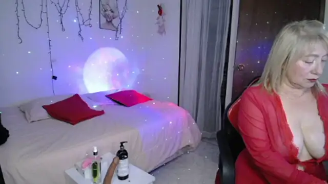 vanessalat online show from October 2025 12:21:01 AM