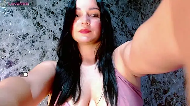 Lanna belle28 online show from December 2025 01:46:01 PM