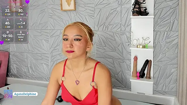 agatadelphine online show from November 2025 01:15:02 PM