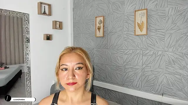 agatadelphine online show from March 2026 01:00:01 PM