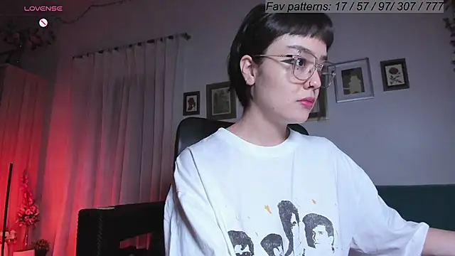 Conlosmichis online show from March 2025 11:26:01 PM