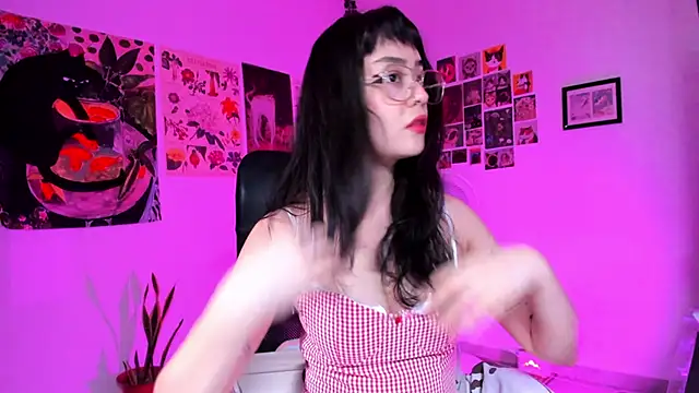 Conlosmichis online show from September 2025 10:04:02 PM