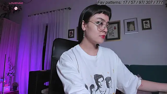 Conlosmichis online show from March 2025 10:05:01 PM