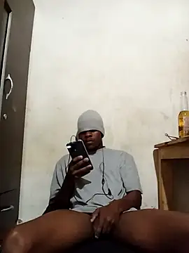 Snapshot of Uncletee112 chatting on October 2025 08:54:01 PM Uncletee112 online show from October 2025 08:54:01 PM