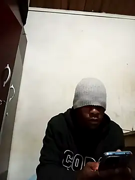 Snapshot of Uncletee112 chatting on September 2025 04:13:01 PM Uncletee112 online show from September 2025 04:13:01 PM