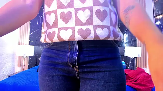 SofiAndNicol online show from October 2025 10:47:01 AM