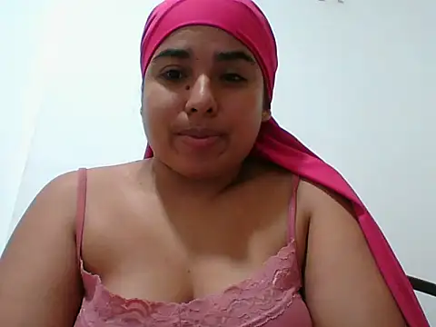 hurrem had online show from November 2025 12:03:01 AM