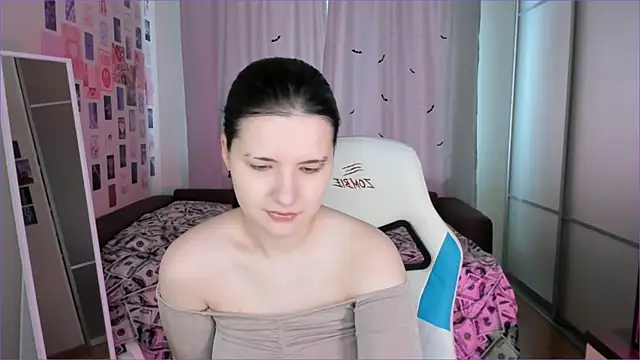 Snapshot of Vanessa_Verona chatting on July 2026 05:30:02 AM Vanessa Verona online show from July 2026 05:30:02 AM