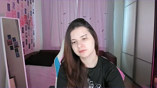Snapshot of Vanessa_Verona chatting on July 2026 05:15:02 AM Vanessa Verona online show from July 2026 05:15:02 AM