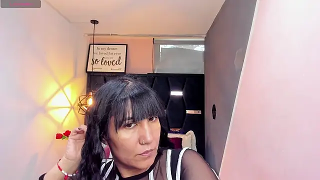 Snapshot of GiaFox_ chatting on October 2025 01:10:02 PM GiaFox online show from October 2025 01:10:02 PM