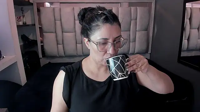 GiaFox  online show from October 2025 07:36:01 PM