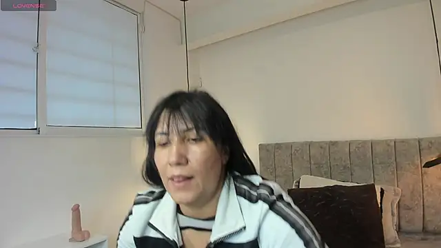 Snapshot of GiaFox_ chatting on April 2026 08:15:02 PM GiaFox online show from April 2026 08:15:02 PM