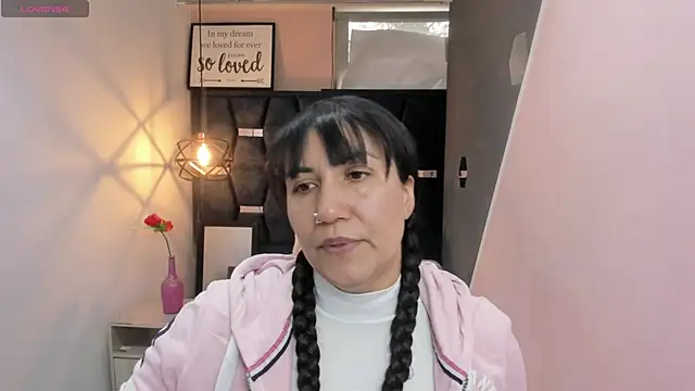 Snapshot of GiaFox_ chatting on November 2025 01:15:01 PM GiaFox online show from November 2025 01:15:01 PM